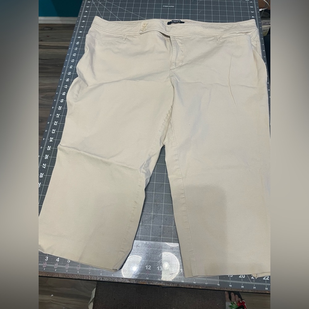 Womens Chaps khakis